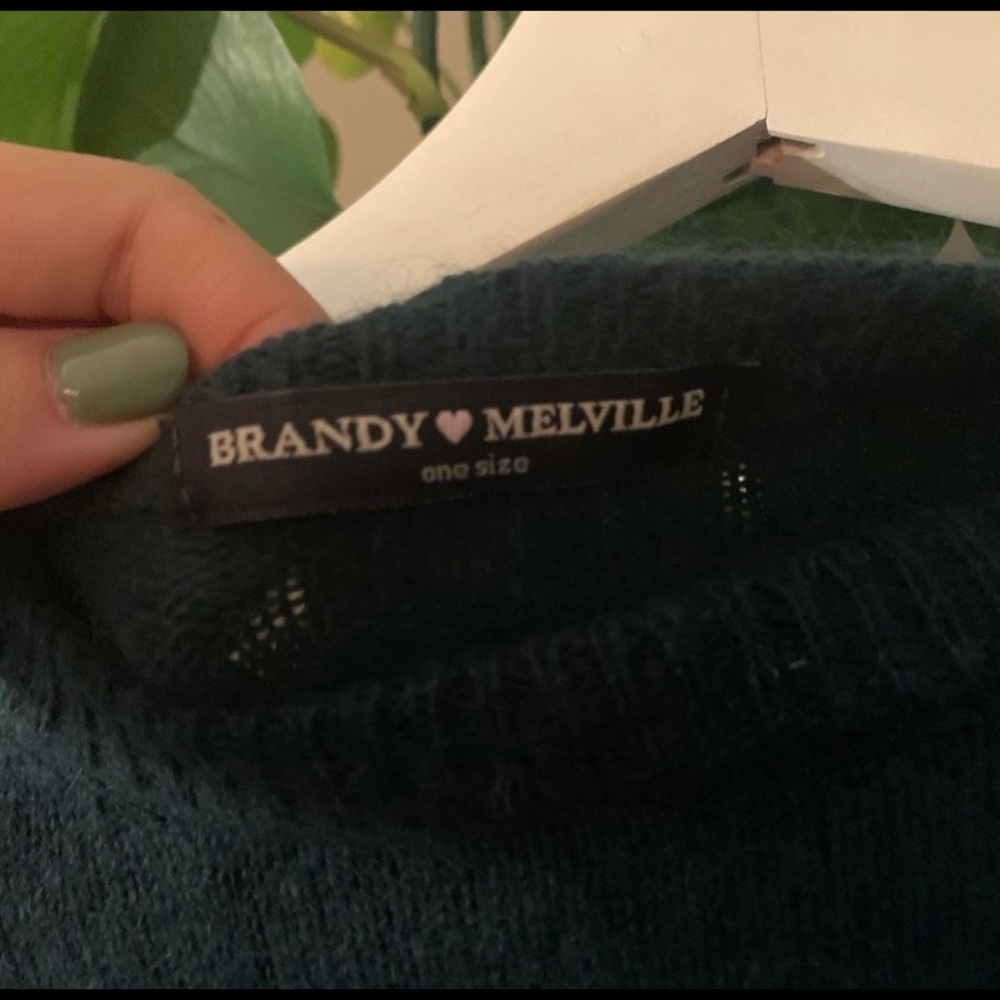 GREEN BRANDY MELVILLE SWEATER - Picture 2 of 2